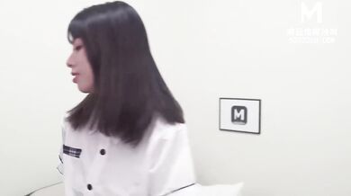 【国产】麻豆传媒作品MD0184-反叛女学生的逆袭免费观看